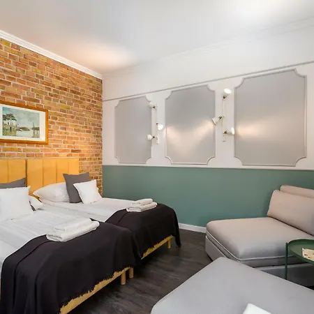 Piekny Butikowy Stary Rynek * 포즈난